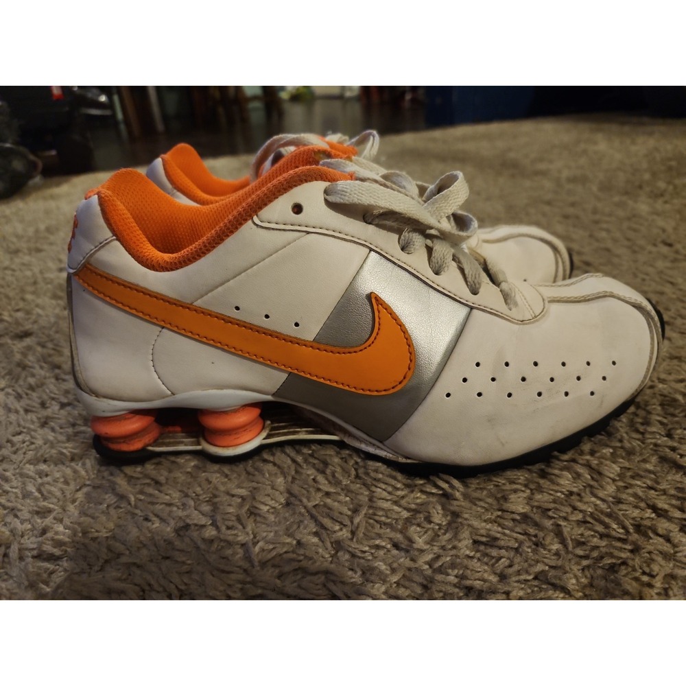 NIKE SHOX CLASSIC II 343907-182 SHOES SIZE 7.5 RUNNING WOMANS WHITE CORAL